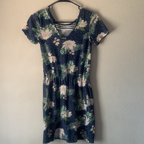 ROXY GIRL THE CLOUDS SHORT SLEEVE DRESS BLUE FLORAL PRINT DRESS size 14 - Picture 3 of 8